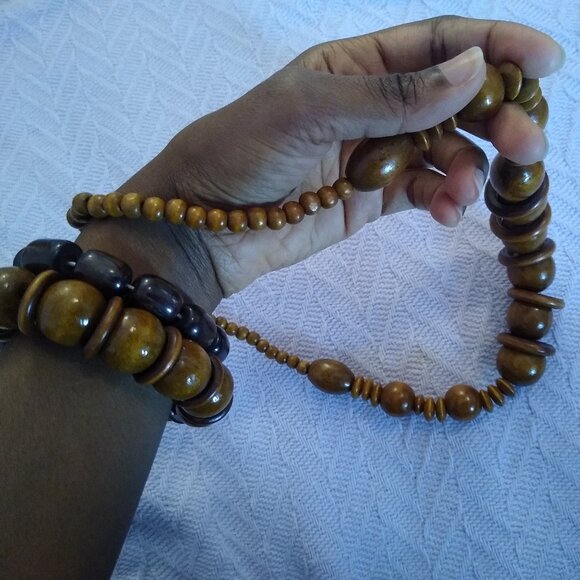 Authentic African Jewelry - necklace and bracelet set - Picture 1 of 3
